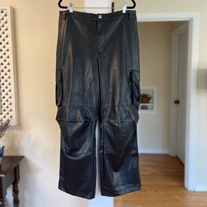 7 For All Mankind Faux Leather Cargo Pants – Black – Size Large